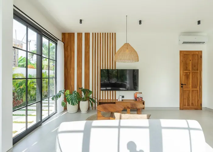 Villa Vista *